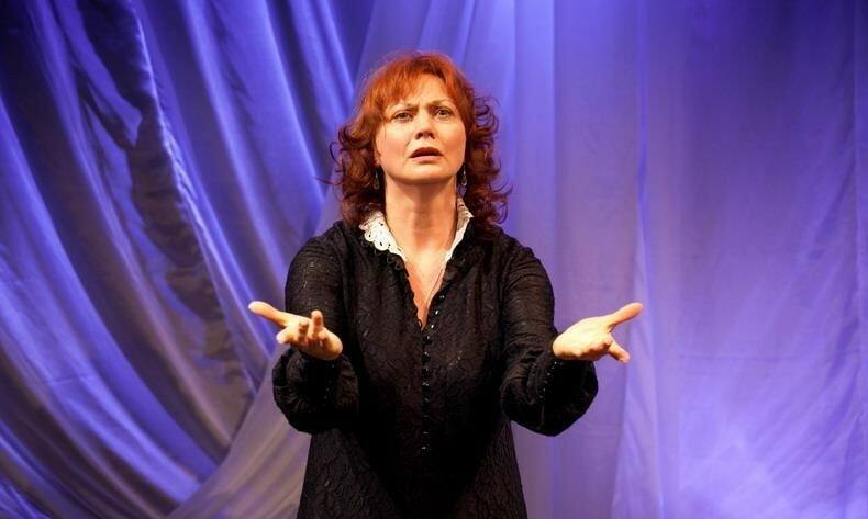 Театр мне, что ли, к чёрту послать?