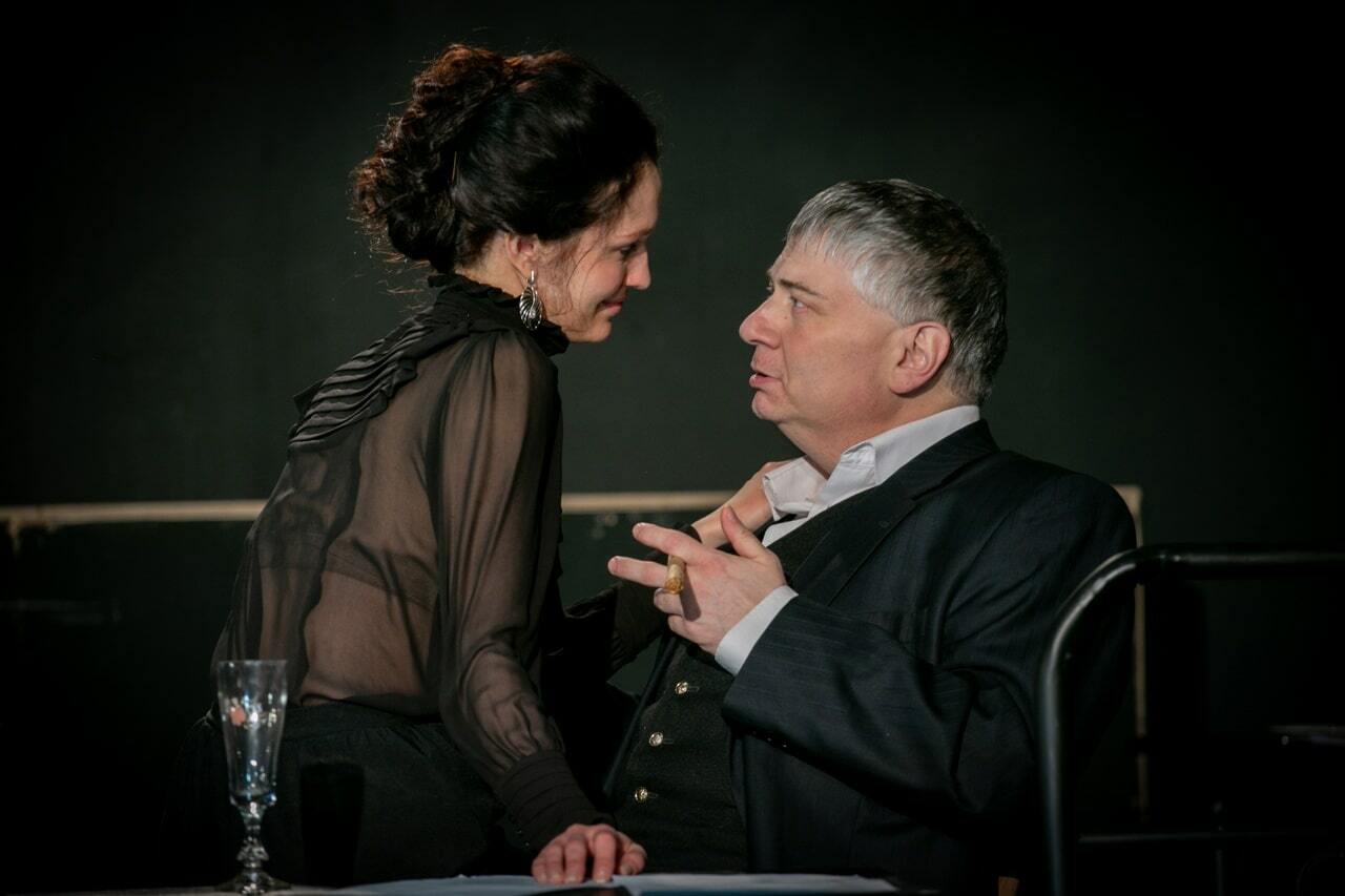 Обыкновенная история