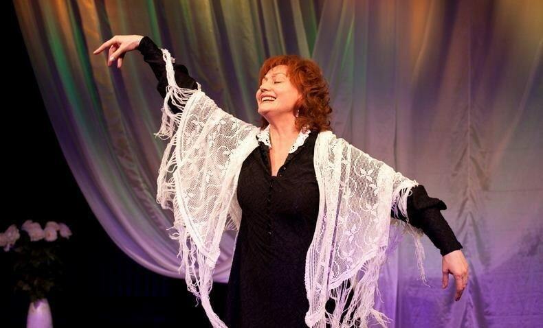 Театр мне, что ли, к чёрту послать?